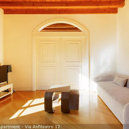 Appartement Brera In Arena Milaan
