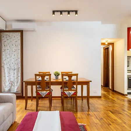 '70 Vibes - Atmosfera Vintage Vicino San Siro Stadio E Ippodromo *