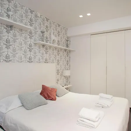 We - Morandi Plaza - *