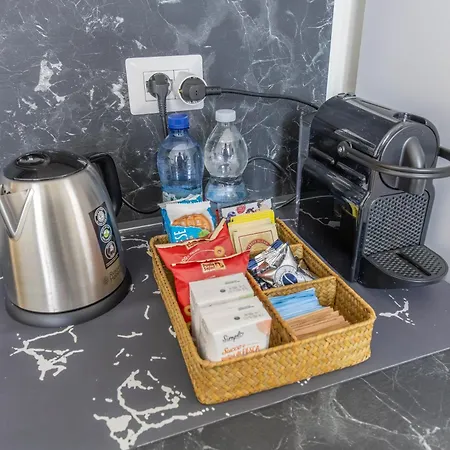 - San Siro Corner, With Private Parking Apartamento *