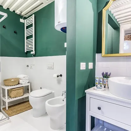 Gift House Apartment