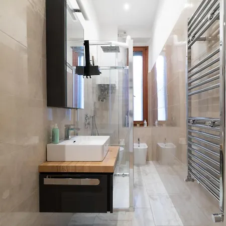 Apartment Forlanini M4-duomo *