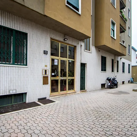 Live The Life - Vicino Fieramilano E Life Milán