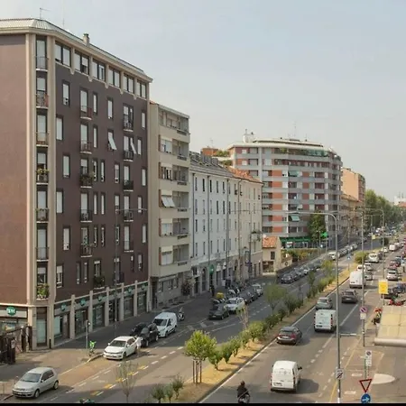 Viale Monza * 밀라노