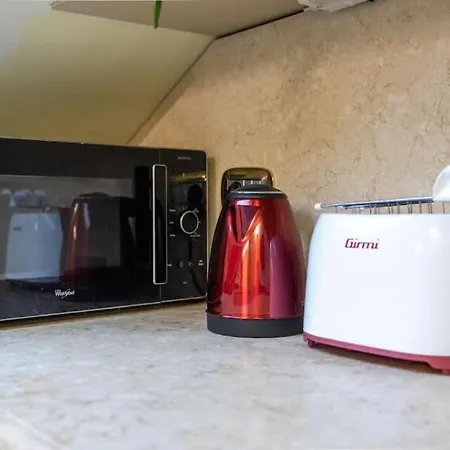 10' From Station-300 M From The Metro * Milão