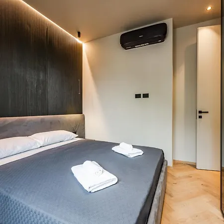 Luxury With View Steps From The Duomo