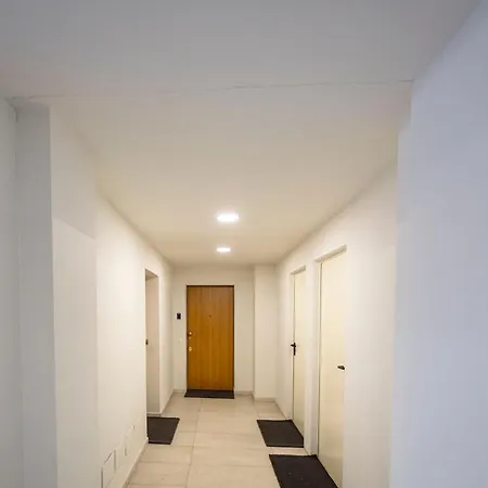 Magnifico Con Doppio Terrazzo Apartment Milan