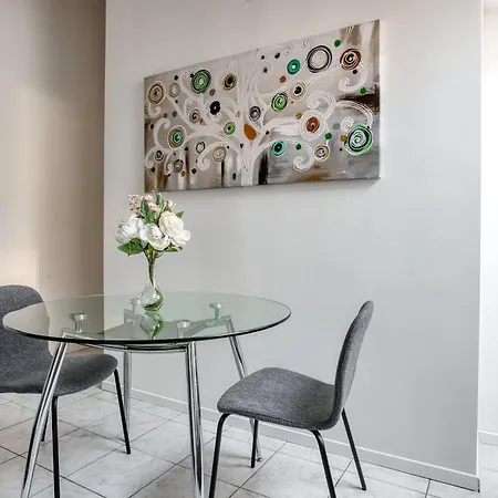 Cozy One Bedroom Close 2 Public Transportation Milan