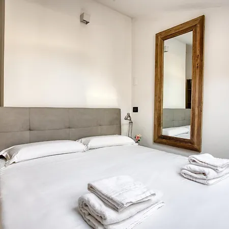 Cozy One Bedroom Close 2 Public Transportation * Milan