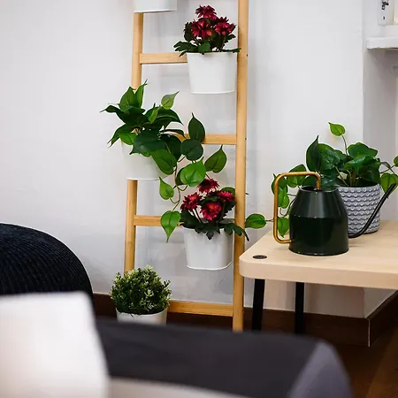 Apartment Insubria 8-dx - Monolocale Cool *