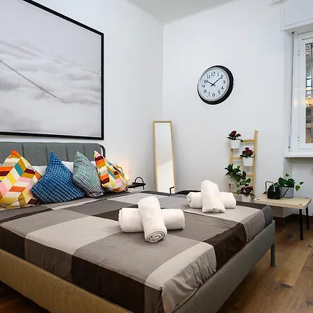 Insubria 8-dx - Monolocale Cool *