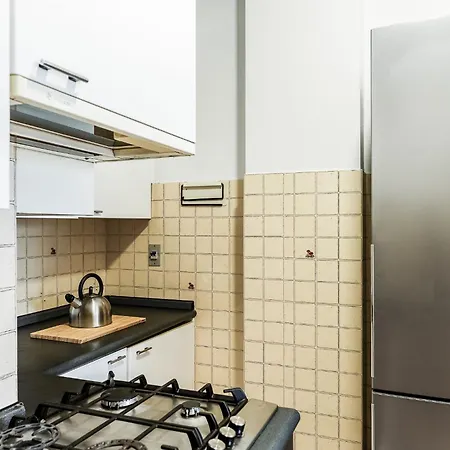 Quiet With Terrace - 20 Min From Duomo ミラノ