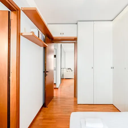 Quiet With Terrace - 20 Min From Duomo Appartamento *