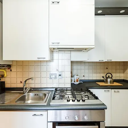 Superstay - Santi 5 - Naviglio Grande Apartment Mailand