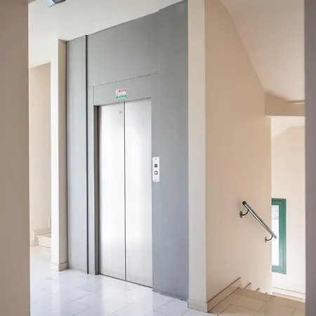 Bright And Quiet With Terrace - M3 Lodi 10min * Mediolan