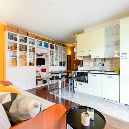 Apartment Bright And Quiet With Terrace - M3 Lodi 10min Milan