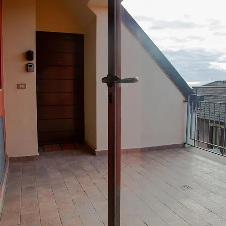 Apartment The Loft Above - Comfort E Stile A 5m Dalla Metro M2 Lambrate