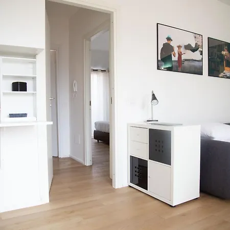 The Loft Above - Comfort E Stile A 5m Dalla Metro M2 Lambrate Apartment Milan