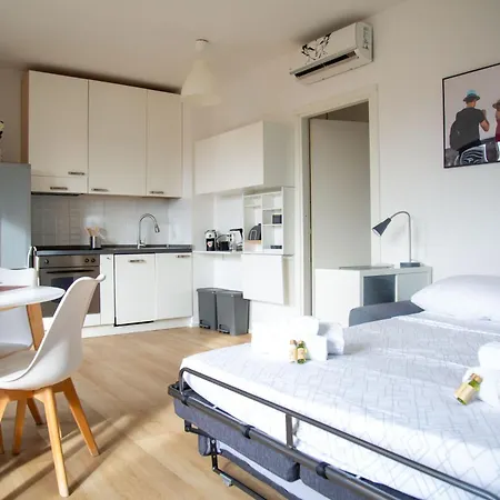 Apartment The Loft Above - Comfort E Stile A 5m Dalla Metro M2 Lambrate Milan