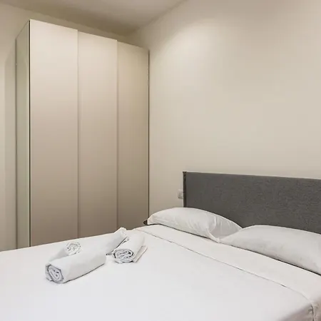 Porta Venezia Suites Apartament *
