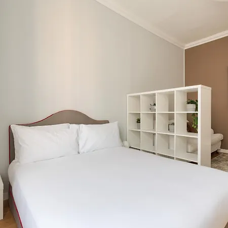 Apartment Brera In Moscova Milan