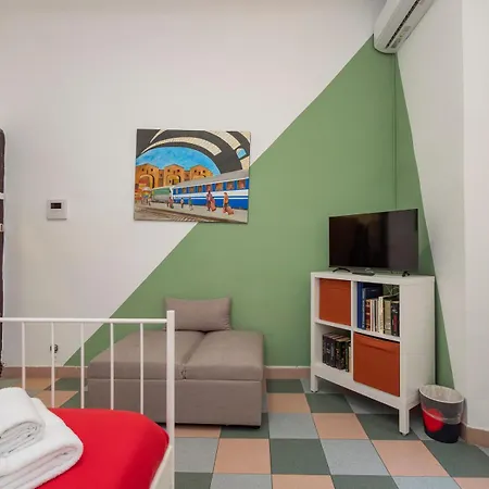 Apartment New In Downtown Close To Duomo Milan