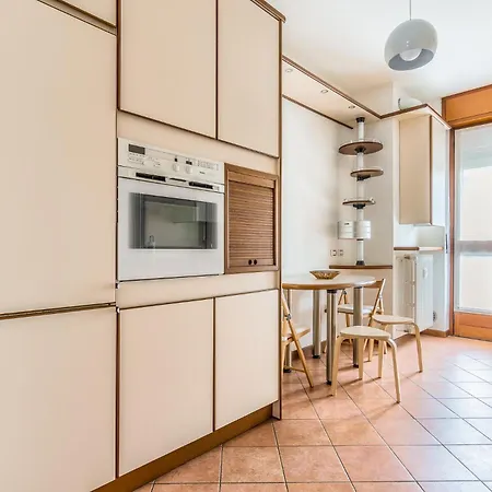 Apartman - Brand New 4 Pax Life & The Giulio Cesare 5 Milánó
