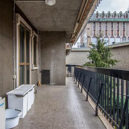 - Brand New 4 Pax Life & The Giulio Cesare 5 * Milan