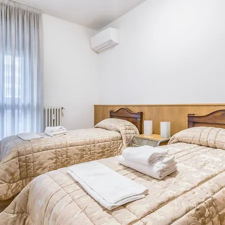 Apartment - Brand New 4 Pax Life & The Giulio Cesare 5