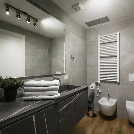 Apartman Moderno Centro Milano, Metro Loreto *