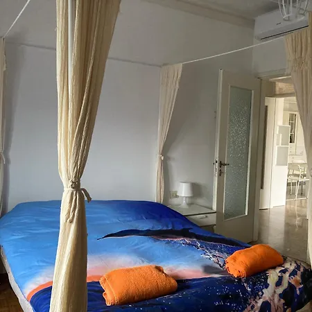 Apartment Lory *