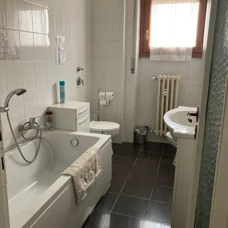Apartment Lory *
