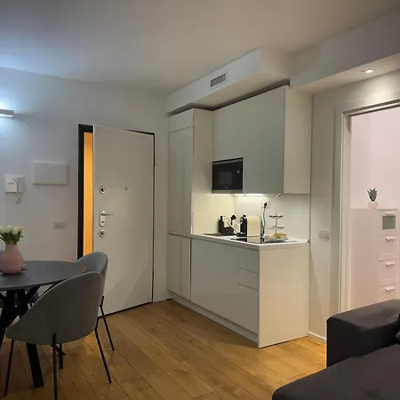 La Regina Delle Locazioni In Porta Romana 3 Apartment Milan
