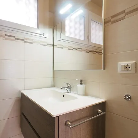 Appartement Primopiano - Tajani B *