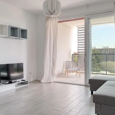 Apartment Pisis5 New 2room With Garage