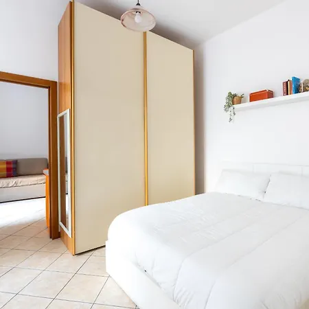 Station, Duomo-comfort, Wi-fi, Netflix Apartment