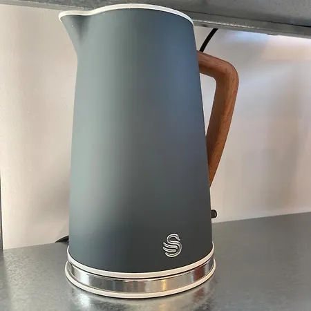 Davide Host Da Giulietta, 20 Min To Duomo Mediolan