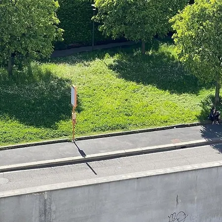 Davide Host Da Giulietta, 20 Min To Duomo Apartamento