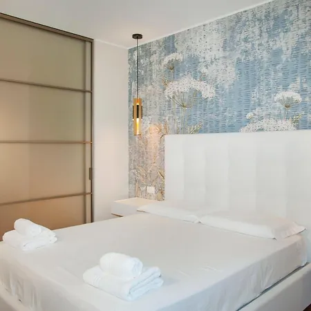 Costanza House - Milano