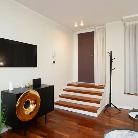 We - Costanza House Apartment Milan