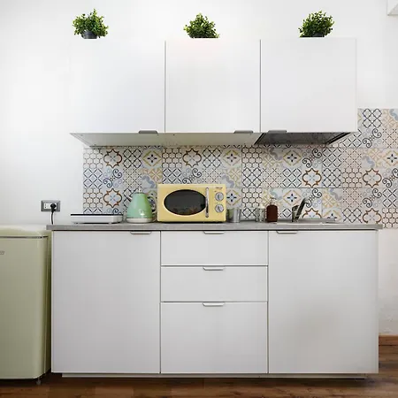 Sebino 15 - Monolocale Cool * Milano