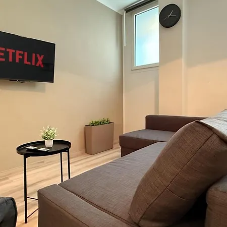 Luxhome Duomo - San Siro 10min Apartamento