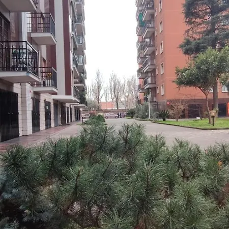 Michele Flat - Parcheggio - 10 Min Da Centro Appartement