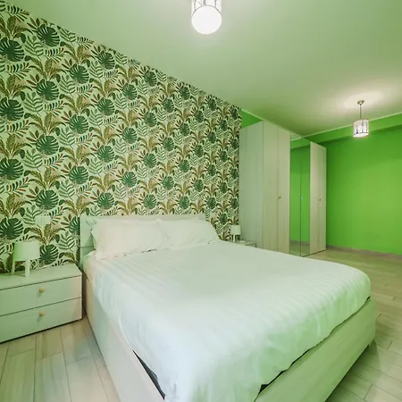 Michele Flat - Parcheggio - 10 Min Da Centro * ميلان