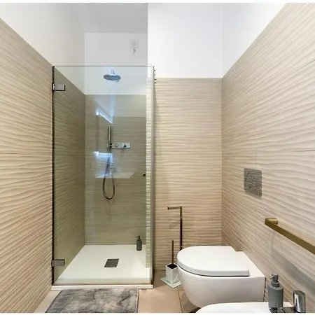 Апартаменты 10 Minutes From The Duomo - Double