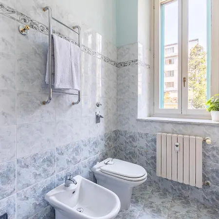Apartament Blue Loft In The Heart Of Milan, Next To Metro Station Mediolan
