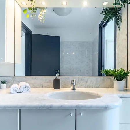 Blue Loft In The Heart Of Milan, Next To Metro Station Lejlighed