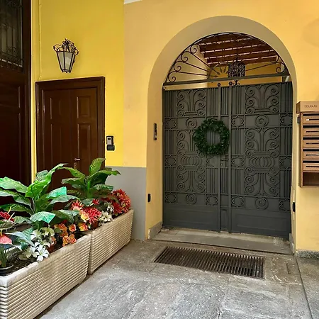 Pontaccio 4_bilo Apartment Milan