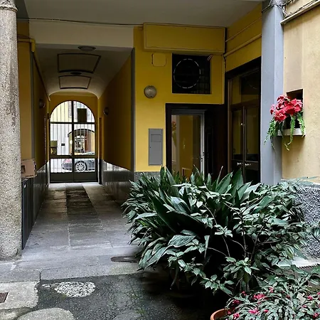 Elegant Sophisticated Flat In The Heart Of Brera