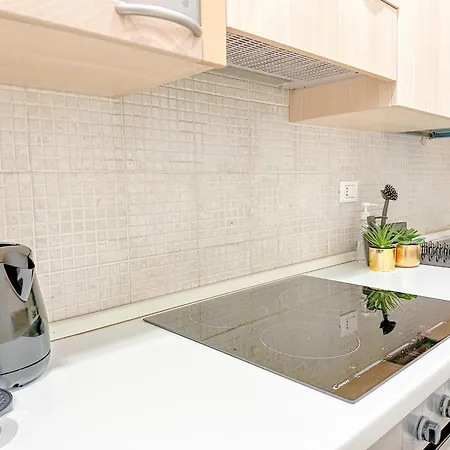 Brunacci - 5 Min Dai Navigli